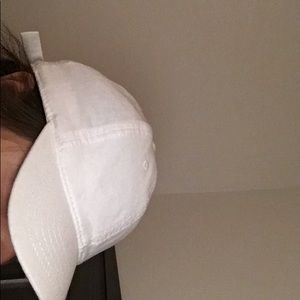 White forever 21 hat